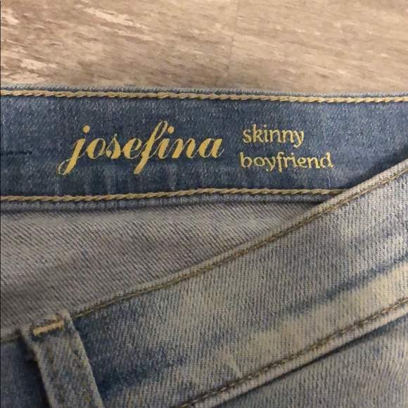 Ripped jeans - Picture 5 of 8